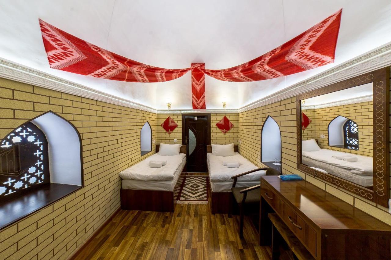 Feruzkhan Hotel Madrasah Khiva Bagian luar foto