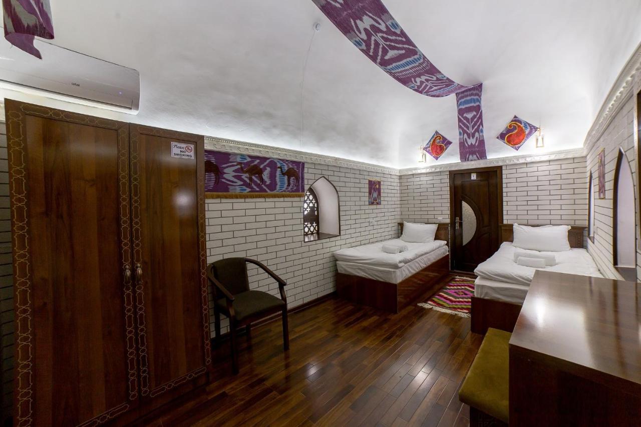 Feruzkhan Hotel Madrasah Khiva Bagian luar foto