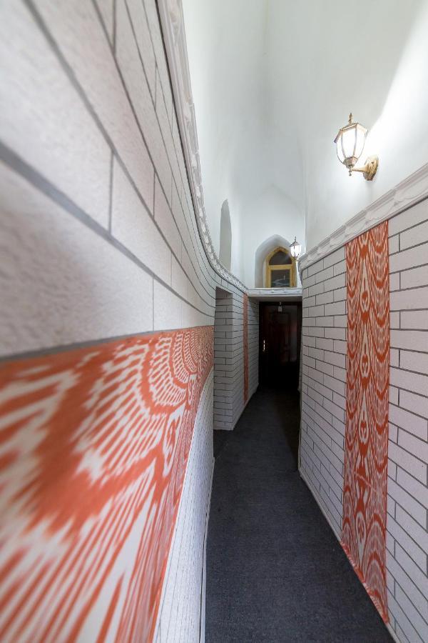 Feruzkhan Hotel Madrasah Khiva Bagian luar foto
