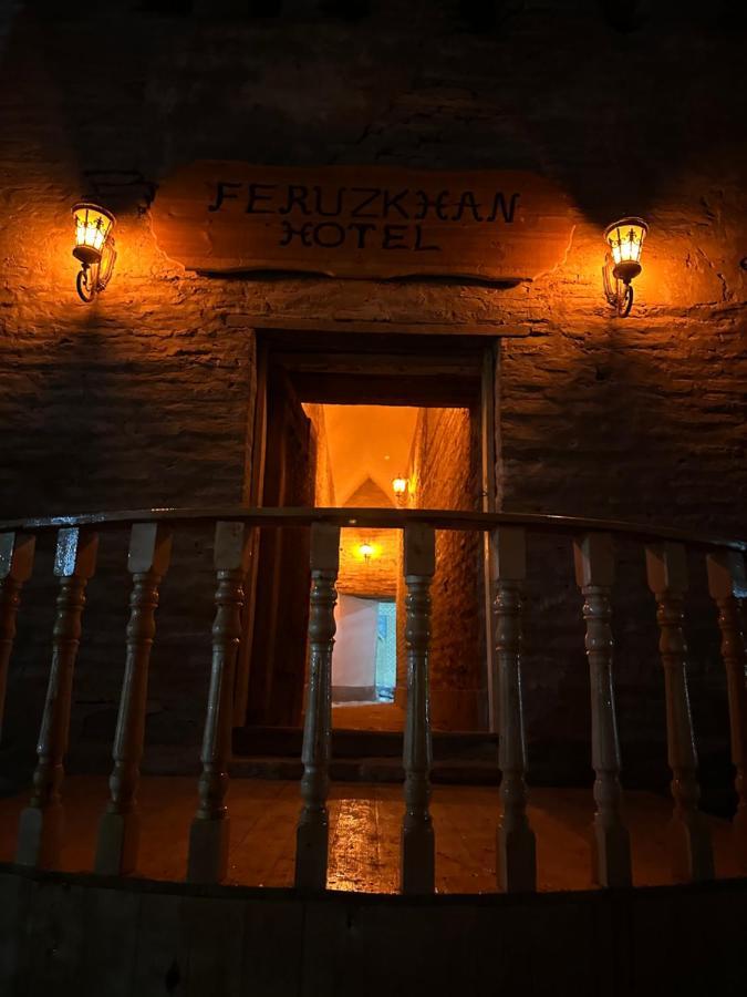 Feruzkhan Hotel Madrasah Khiva Bagian luar foto