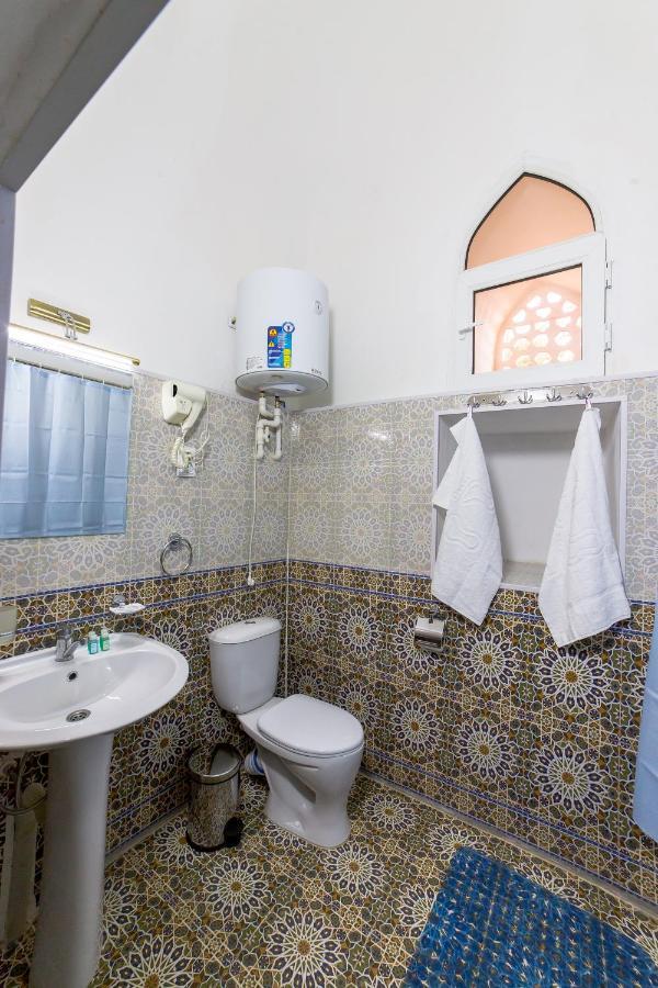 Feruzkhan Hotel Madrasah Khiva Bagian luar foto